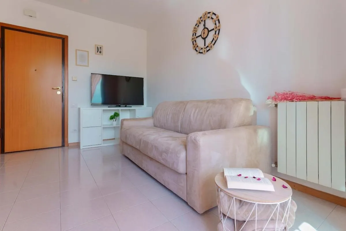 Casa Suite Himalaya Estate In Sardegna Vicino Al Mare E Aeroporto Wi-Fi & Parcheggio Selargius 0*,  Italia