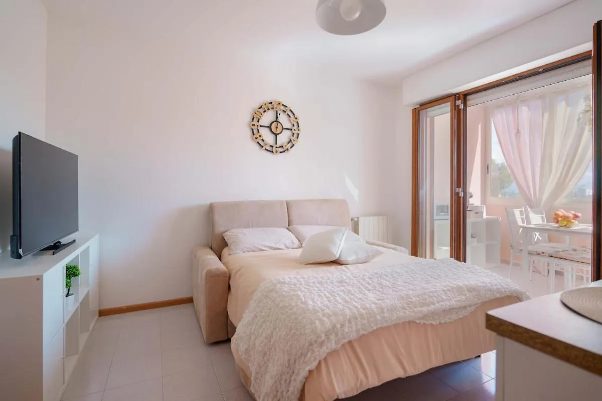 Casa Suite Himalaya Estate In Sardegna Vicino Al Mare E Aeroporto Wi-Fi & Parcheggio 셀라기우스
